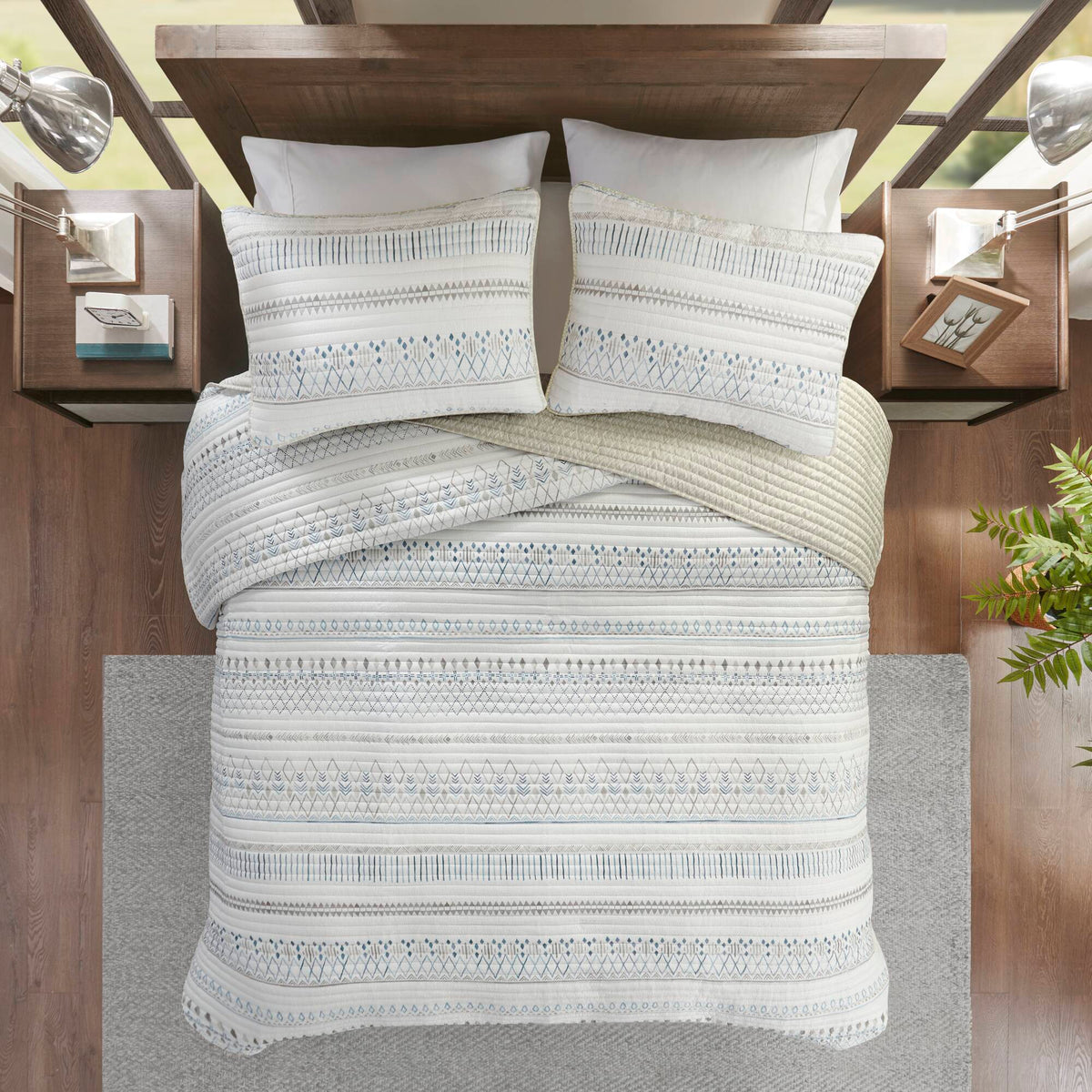 3 Piece Seersucker Quilt Set - Taupe/Blue King/California King