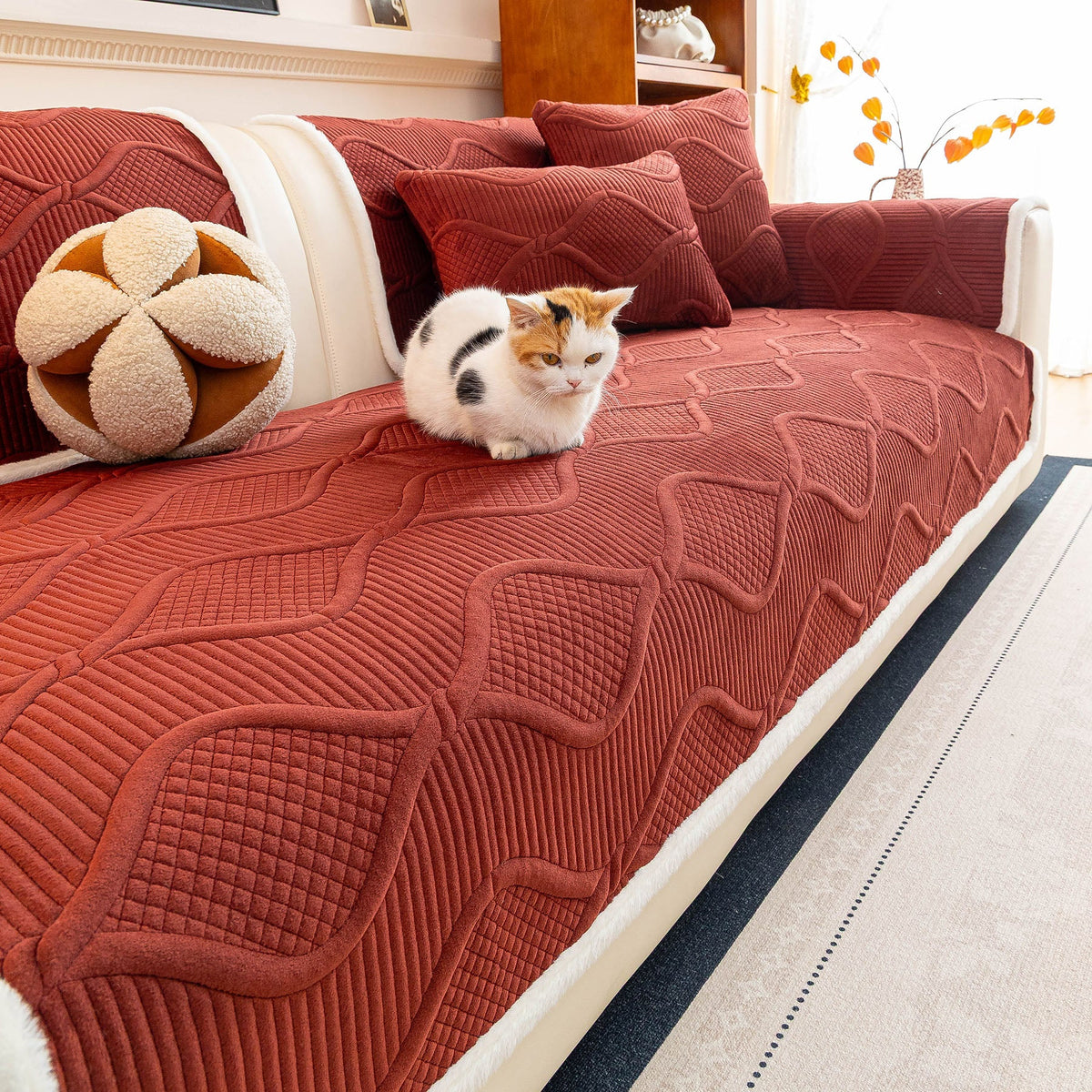 Thickened Crystal Velvet Sofa Cover, Non-Slip Quilted Couch Protector for Pets & Kids