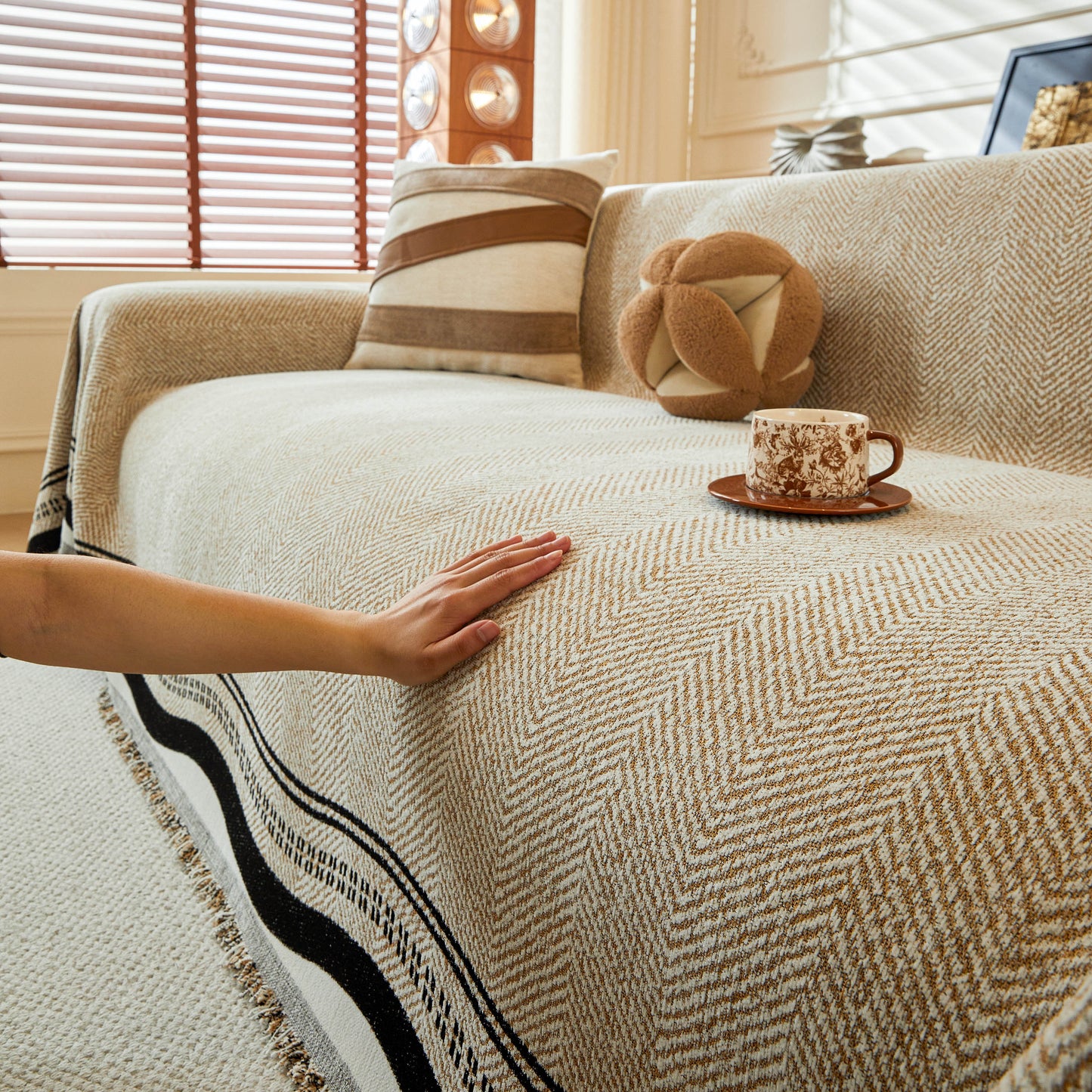 Reversible Herringbone Sofa Cover, 2-in-1 Classic British Throw Blanket for Couch