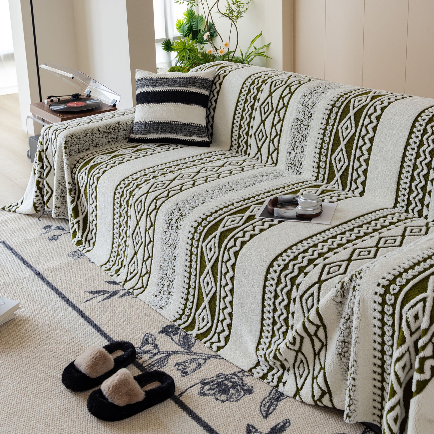 Bohemian Tufted Sofa Cover, Plush Fleece Throw Blanket with 3D Woven Aztec Stripes