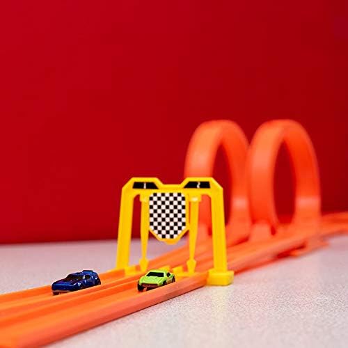 World's Smallest Hot Wheels™ Stunt Action Set