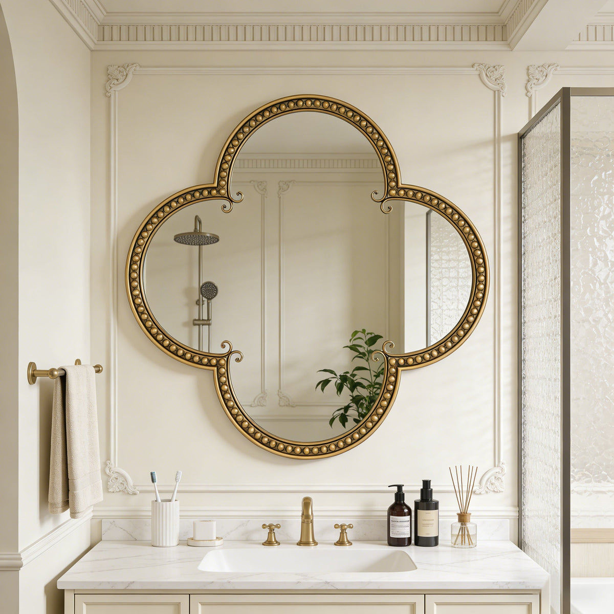Quatrefoil Mirror - 31.5" Ornate Irregular Accent Mirrors