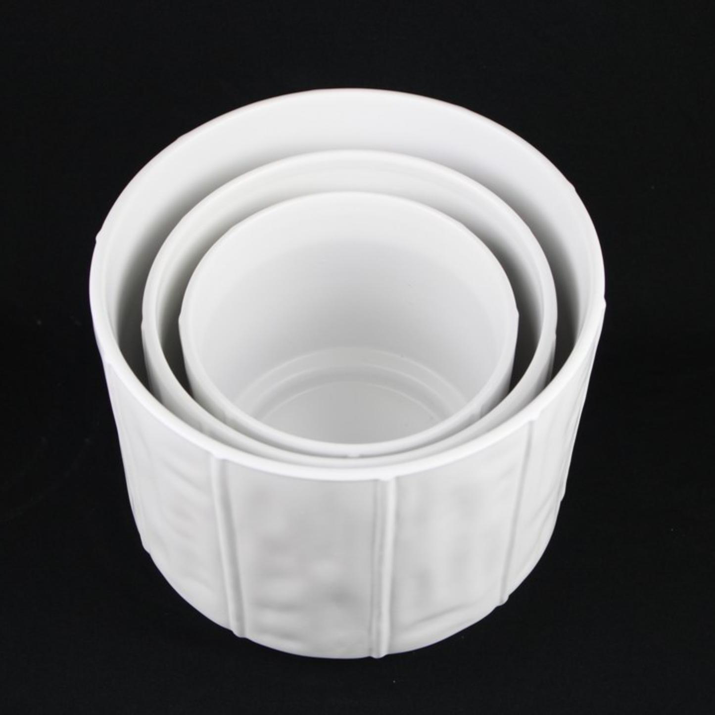 3-Piece White Stoneware Planter Pot Set with Soft Vertical Texture