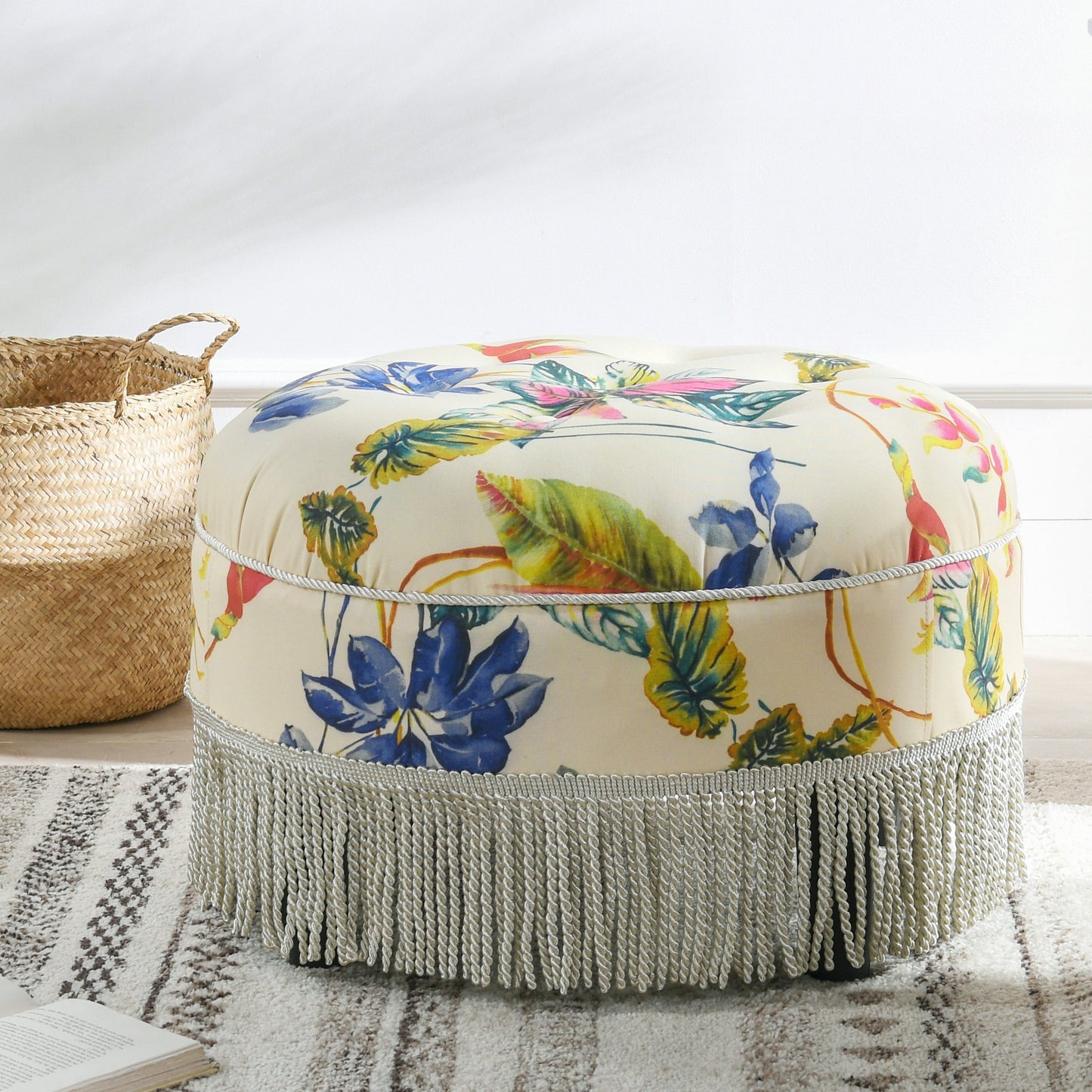 Yolanda 24" Round Upholstered Accent Ottoman