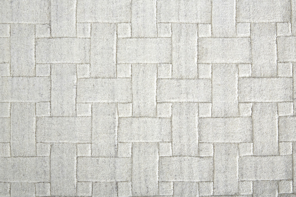 8' X 10' White And Silver Striped Hand Woven Area Rug