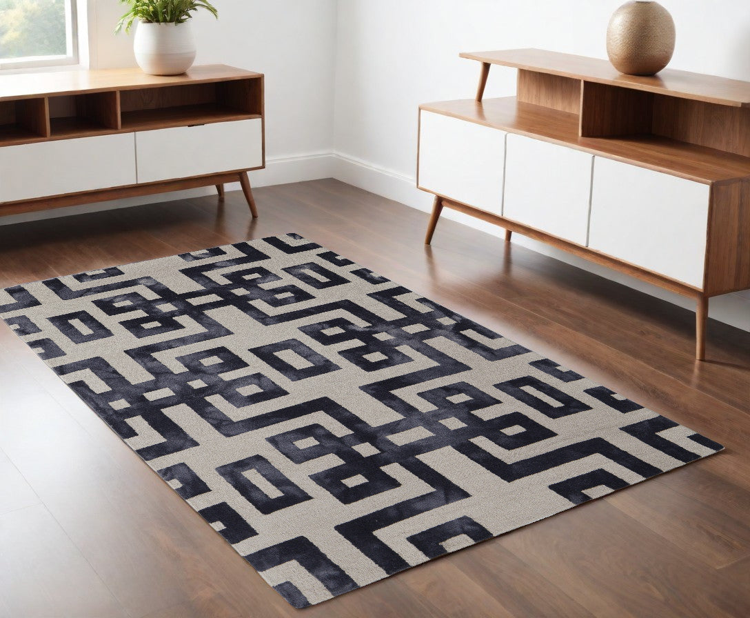 8' X 11' Ivory And Black Wool Tufted Handmade Area Rug