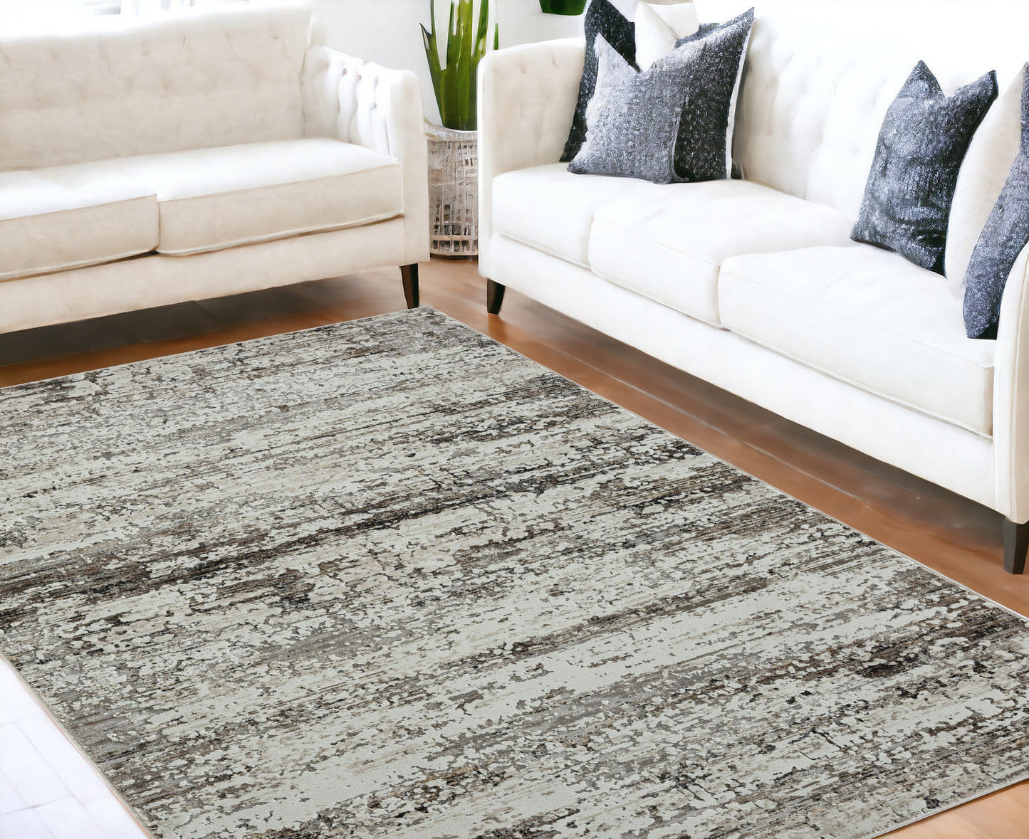 5' X 8' Beige Abstract Distressed Area Rug