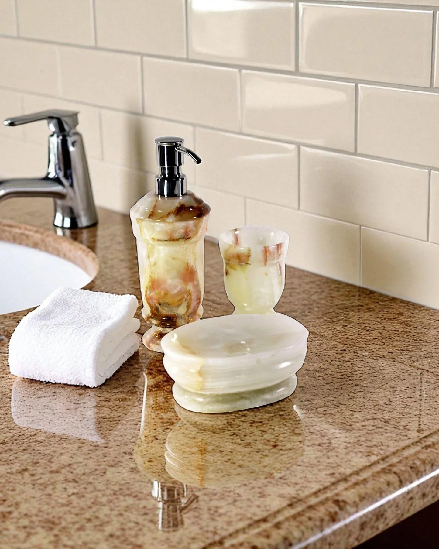 White Onyx 3-Piece Bathroom Accessory Set