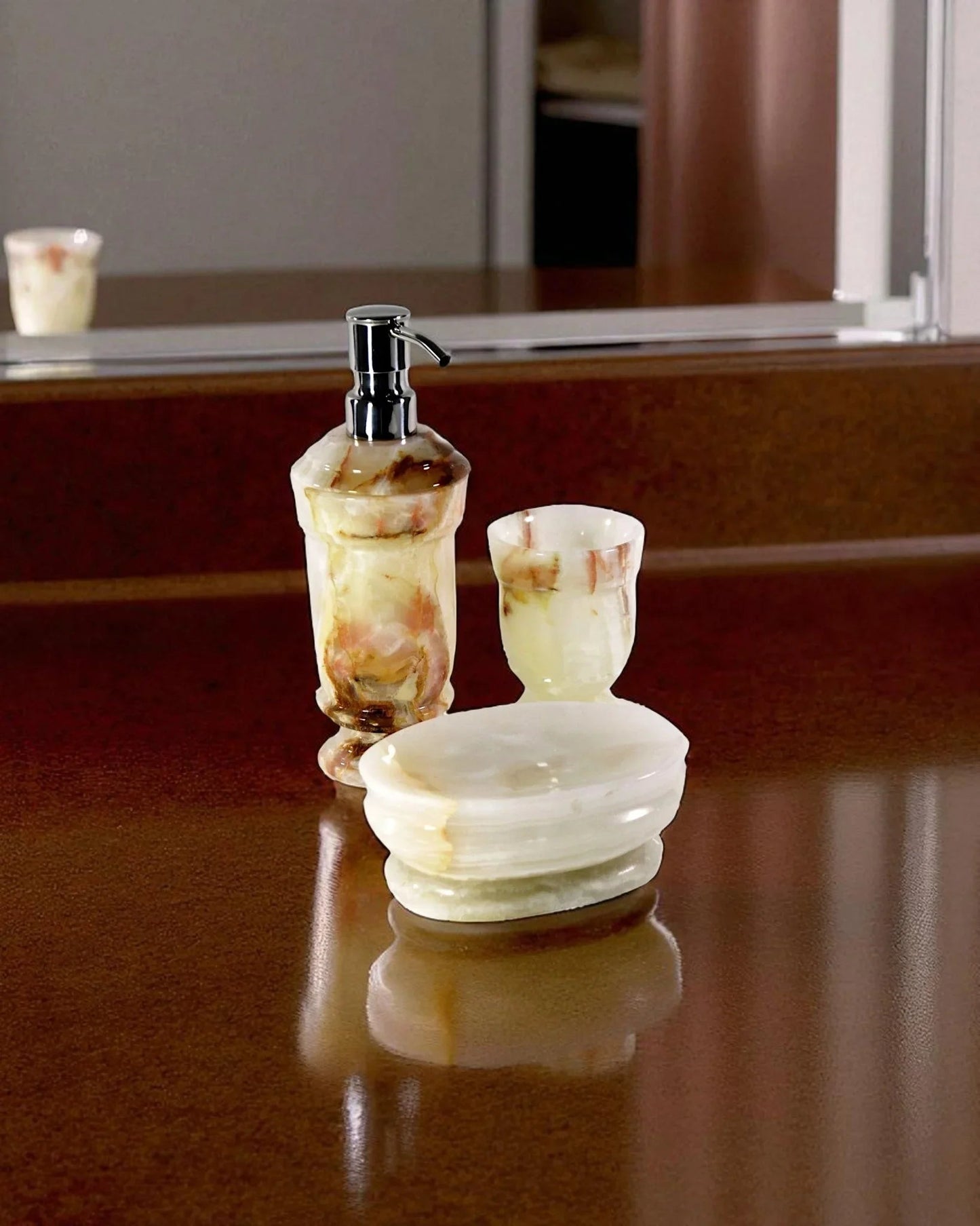 White Onyx 3-Piece Bathroom Accessory Set