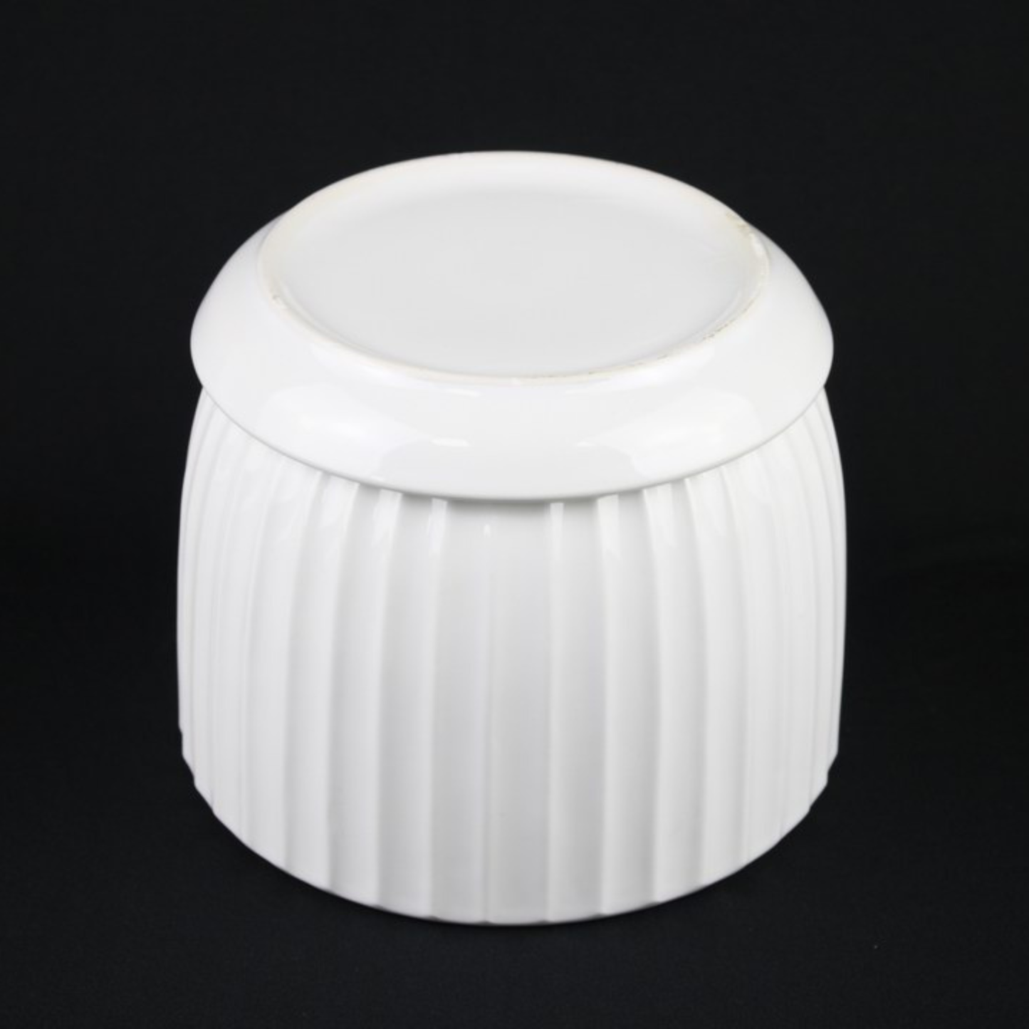 3-Piece White Ceramic Planter Pot Set with Vertical Fluted Design & Matching Saucers
