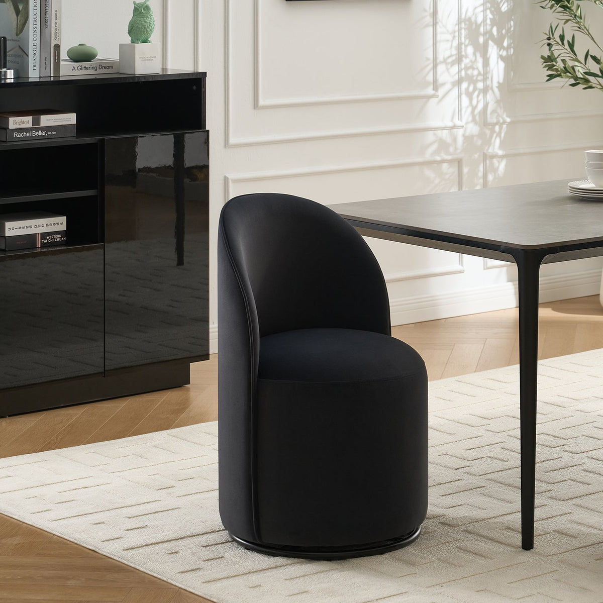 Set Of 1 Upholstered Kitchen & Dining Room Barrel Chair
