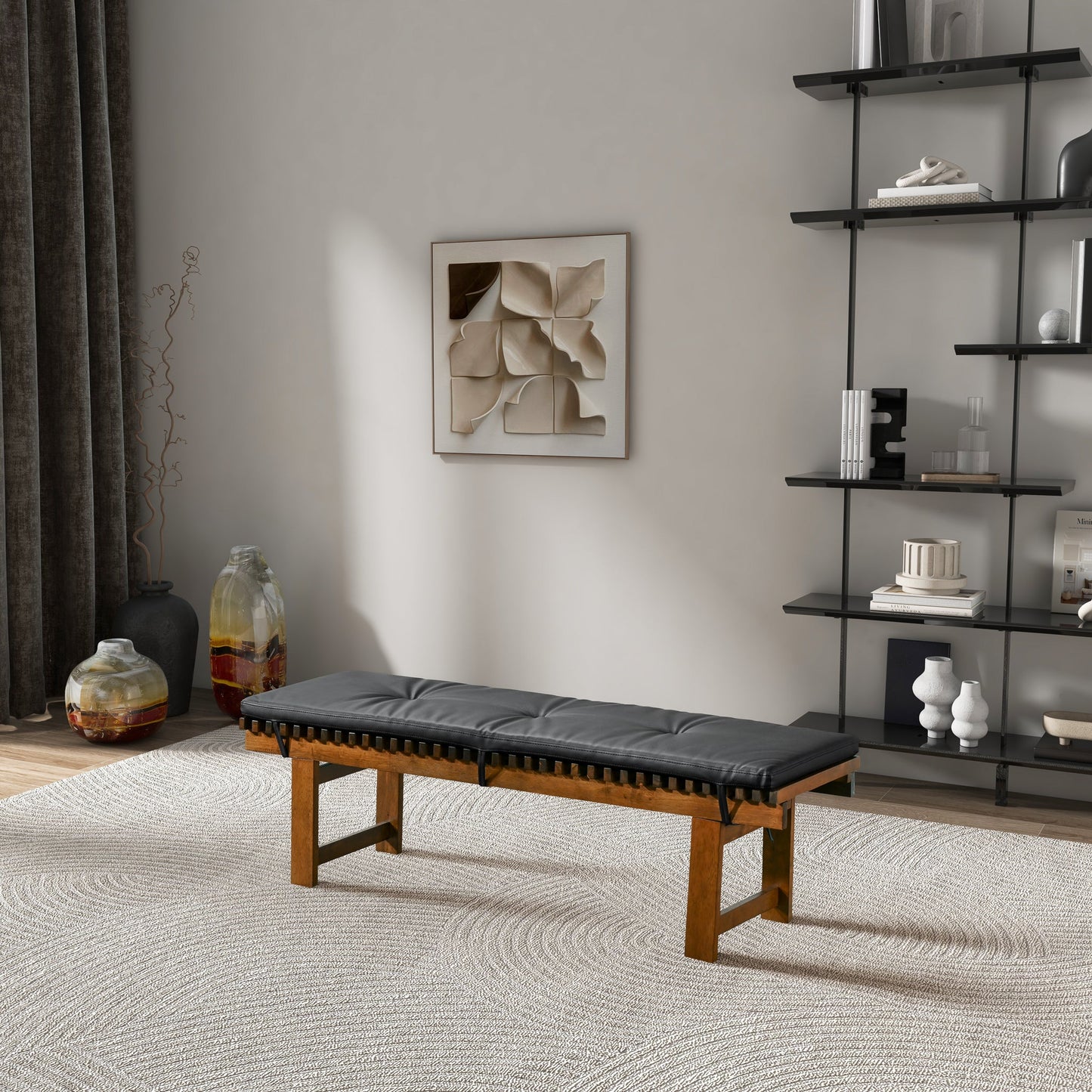 Lucia Bench