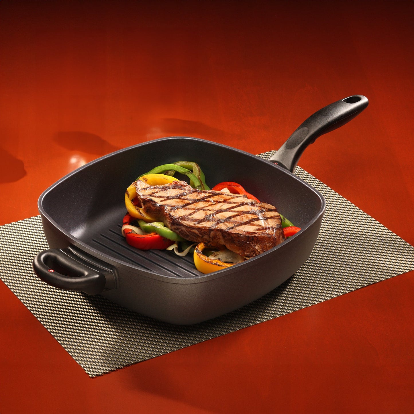 HD Nonstick 11" x 11" Deep Square Grill Pan
