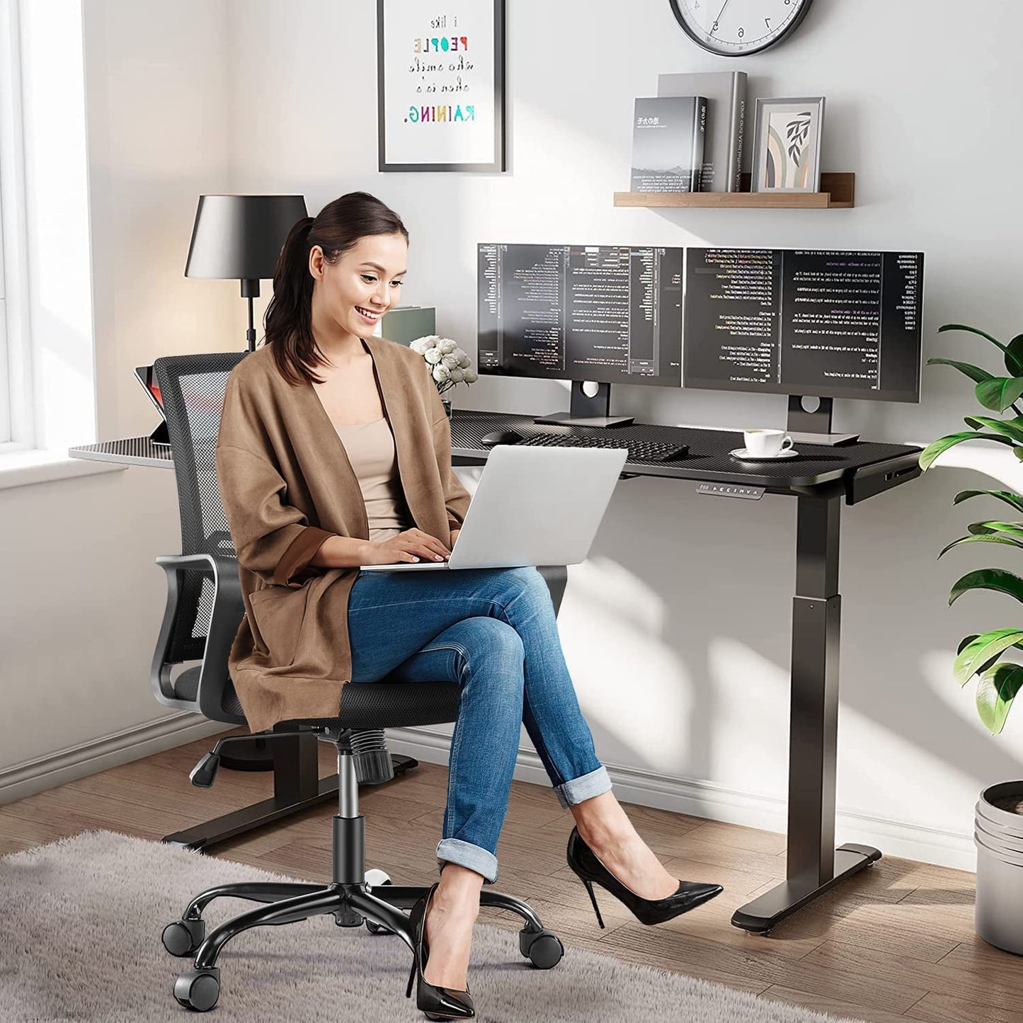 Black Ergonomic Mesh Office Chair With Armrests And Wheels