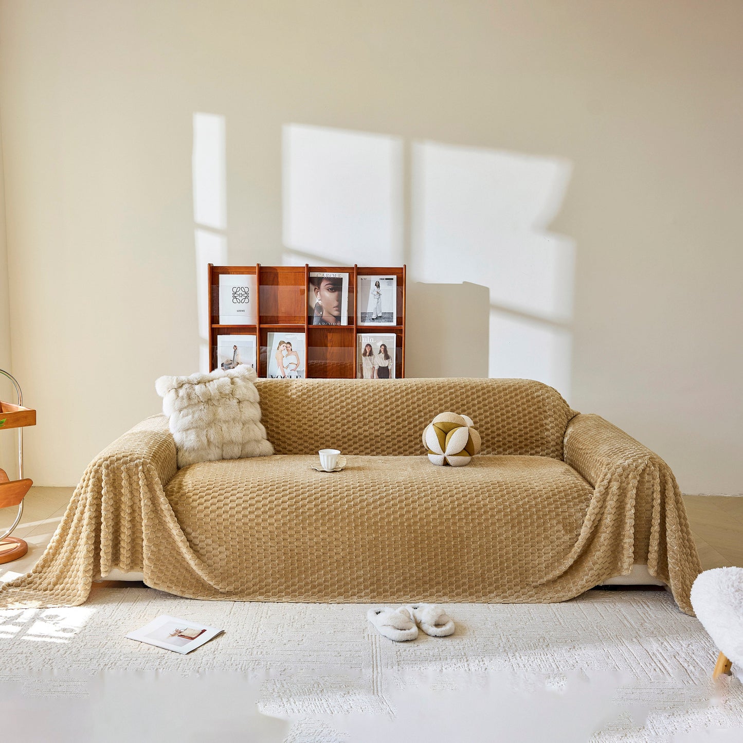 Thick Plush Non-Slip Sofa Throw Cover, Warm Soft Faux Fur Couch Protector for Winter