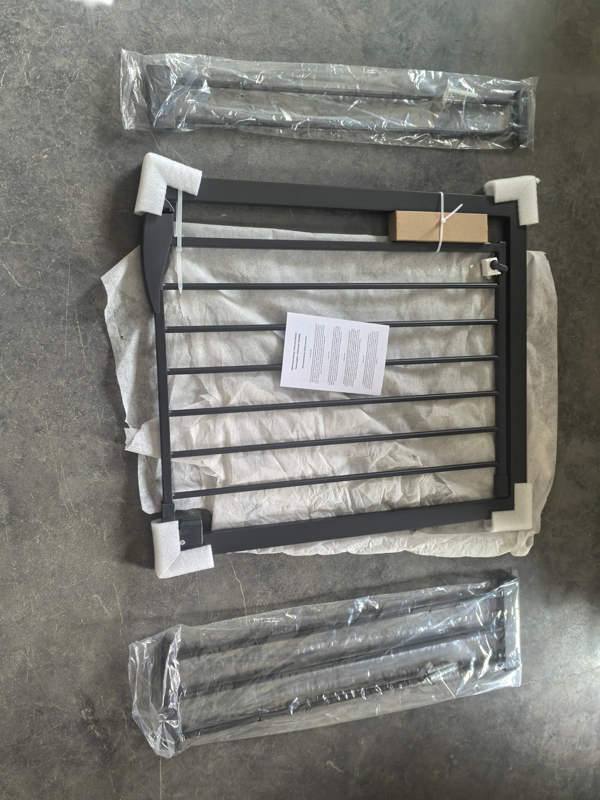 29.5-44.1" Wide Baby Gate for Stairs and Doorways