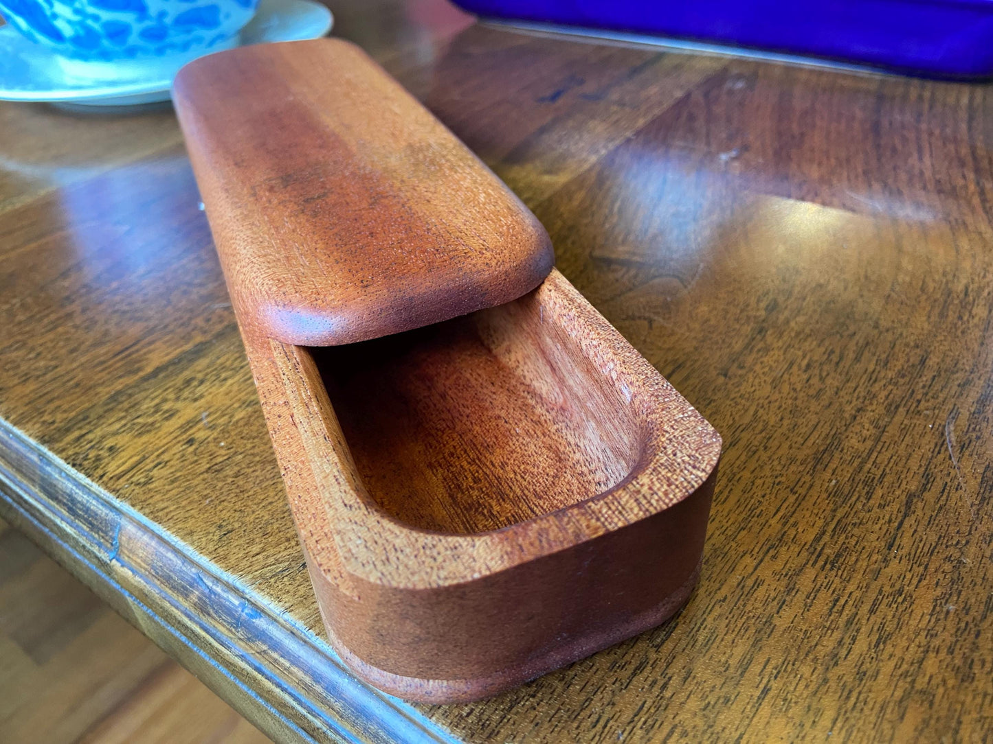Handcrafted Mahogany Keepsake Box with Custom Inlay Options - 8.25" Premium Wood Storage