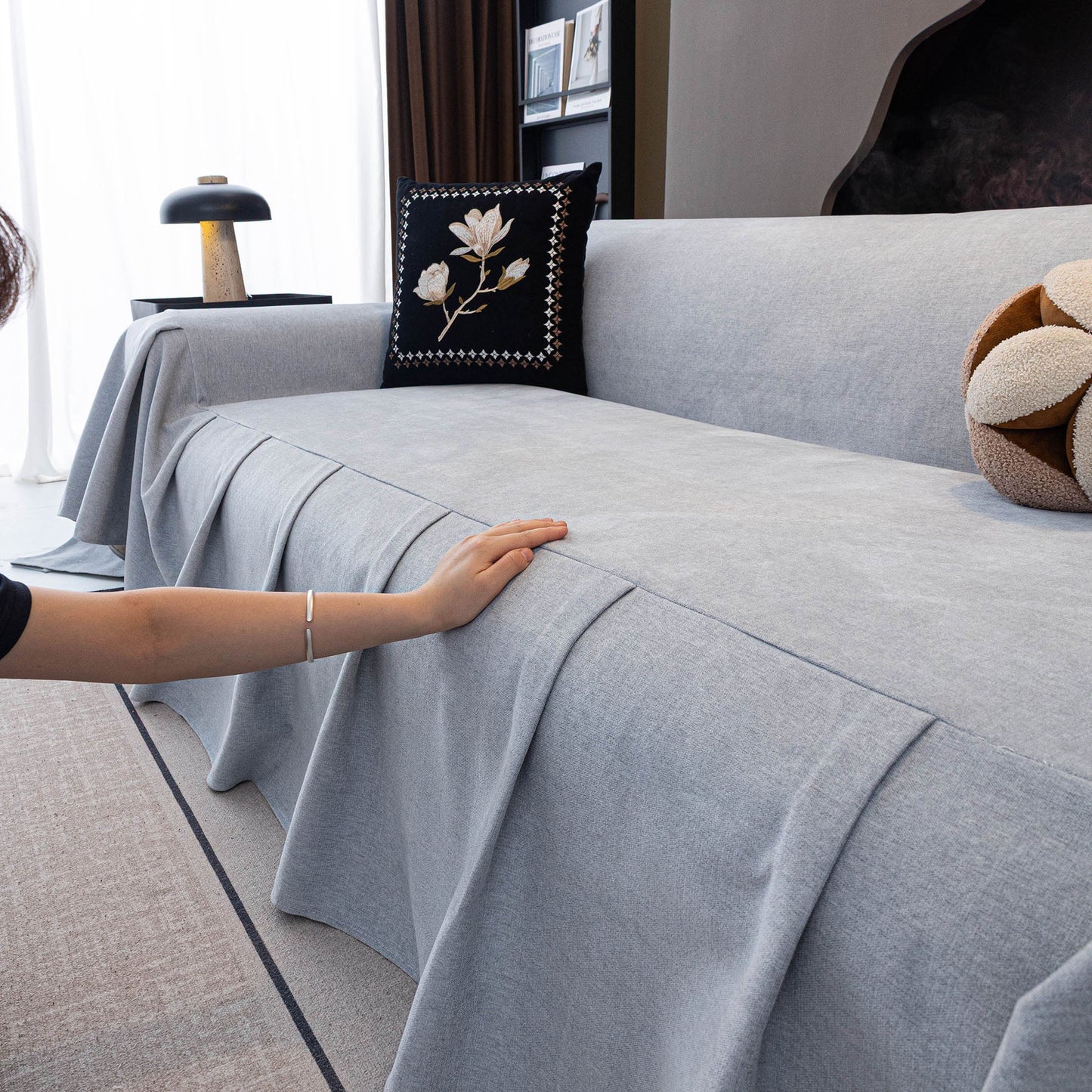 Water Resistant Couch Cover, Non Slip Furniture Protector for Leather & Fabric Sofa