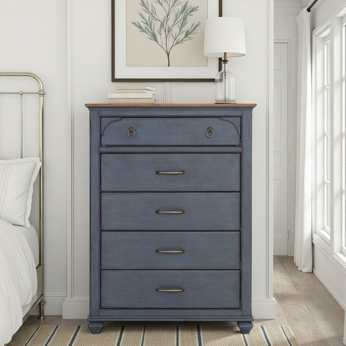 Americana 5-Drawer Chest