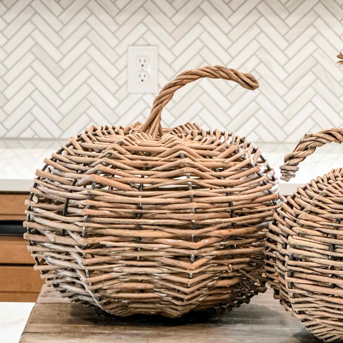 Fall Willow Pumpkin | 2 Sizes