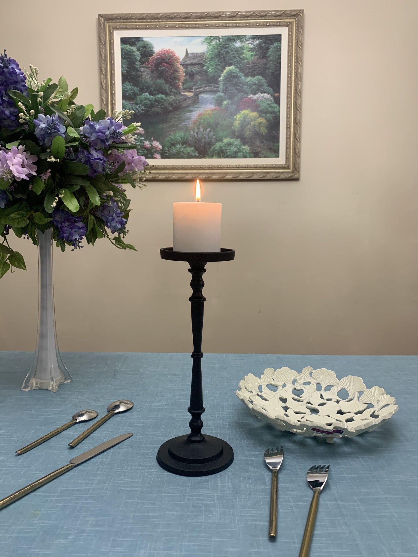 Vibhsa Pillar Candle Holder - Matte Black