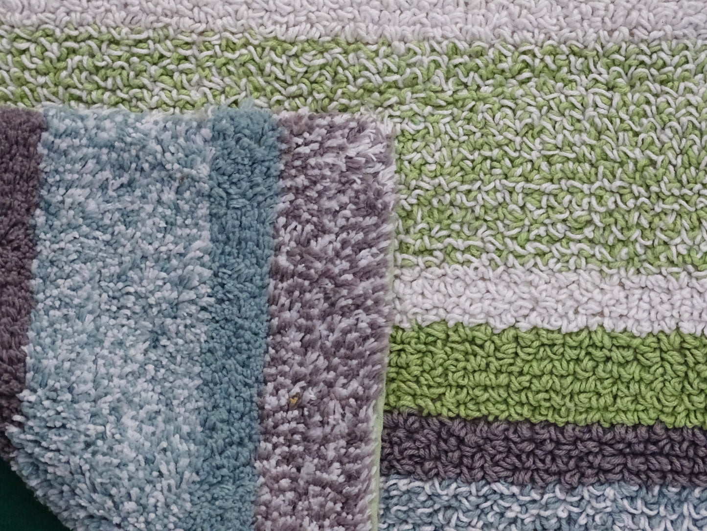 CHICOS HOME Multi Color Striped Bath Rug 20" x 32"