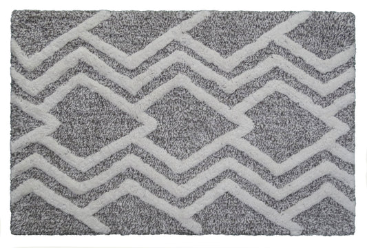 CHICOS HOME Bath Rug Geometric Pattern in Grey & Ivory