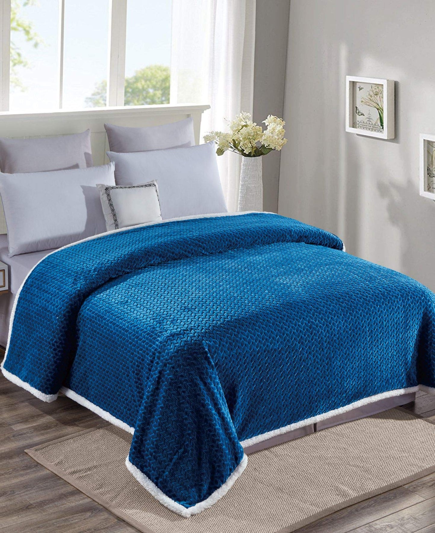 Decor&More Home Essentials Braided Sherpa Blanket