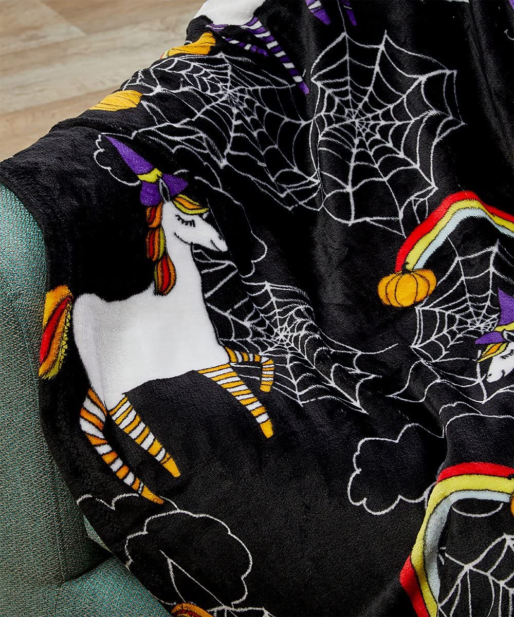 Decor&More Happy Halloween Microplush Throw Blanket (50" x 60")