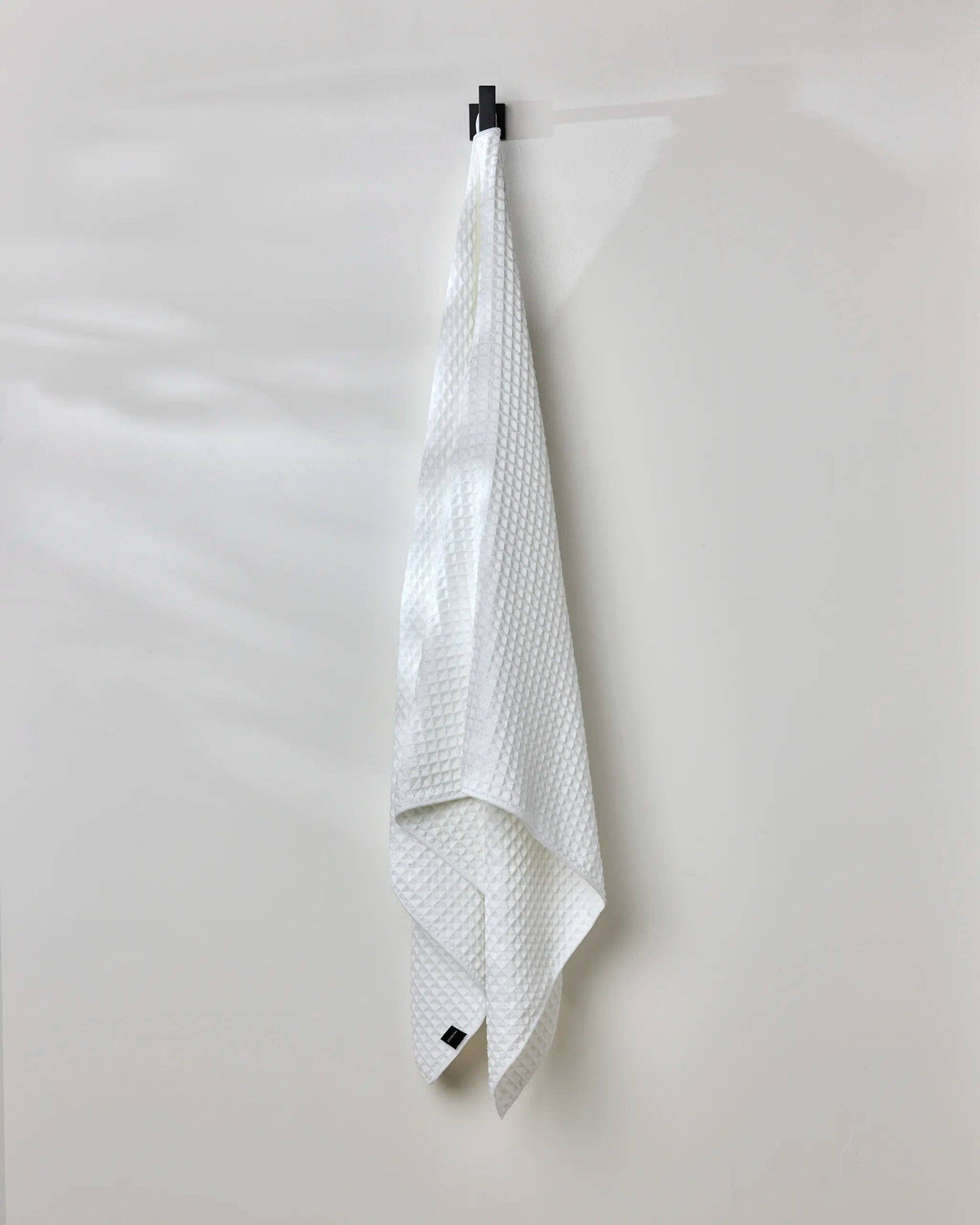 Geometry Cloud Waffle Bath Towel