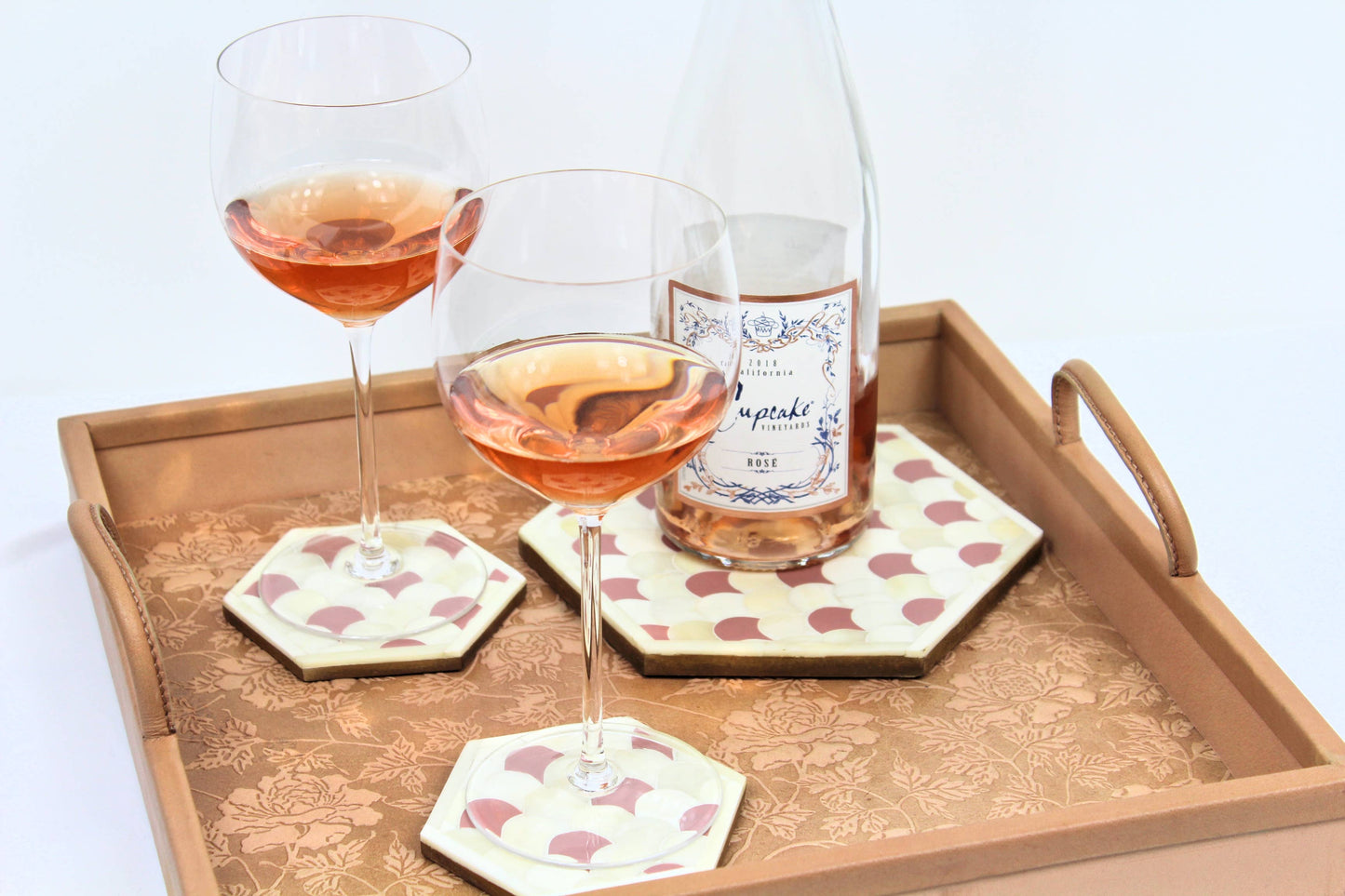 Native Narrative Scallop Coaster Set of 4 in Ivory & Pink