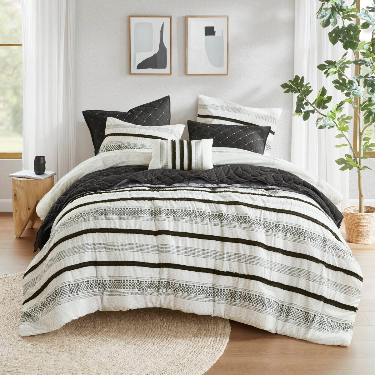 7 Piece Stripe Comforter and Quilt Set - King/Cal King