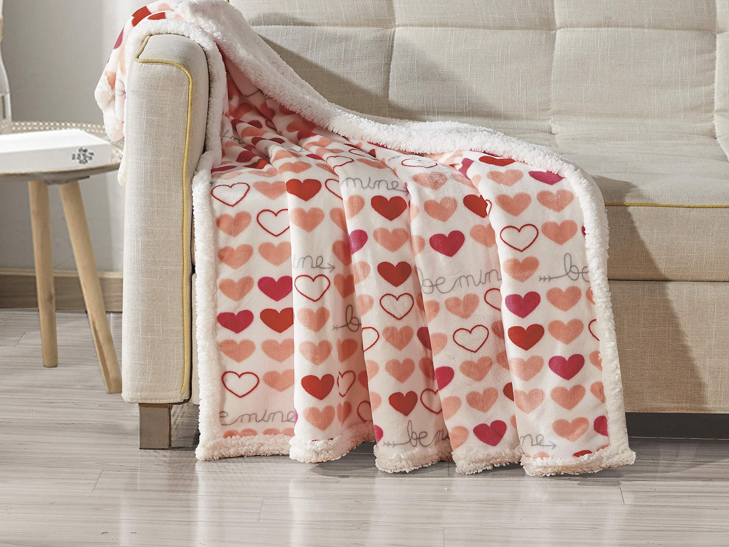 Decor&More Amor Eterno Be Mine Love Collection Valentine's Day Heart Ultra Plush Throw Blanket (50" x 60") -