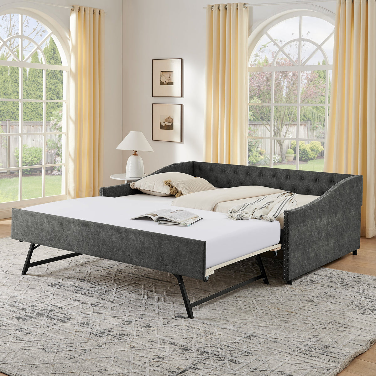 Full Size Daybed with USB Charging & Twin Size Pull-out Bed
