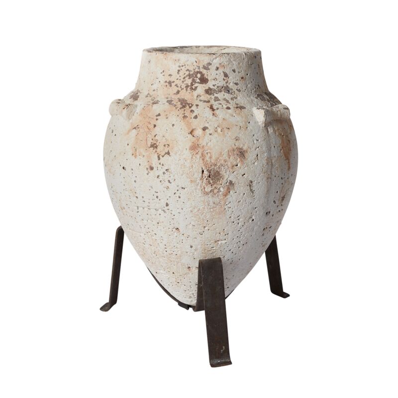 Tuscan Planter w/ Stand