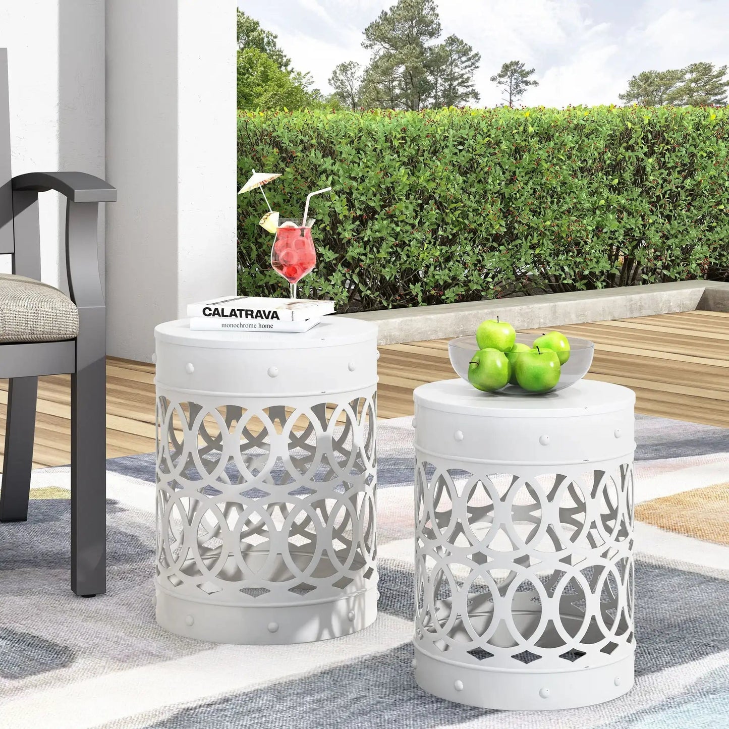 Outdoor Metal Set of 2 End Tables