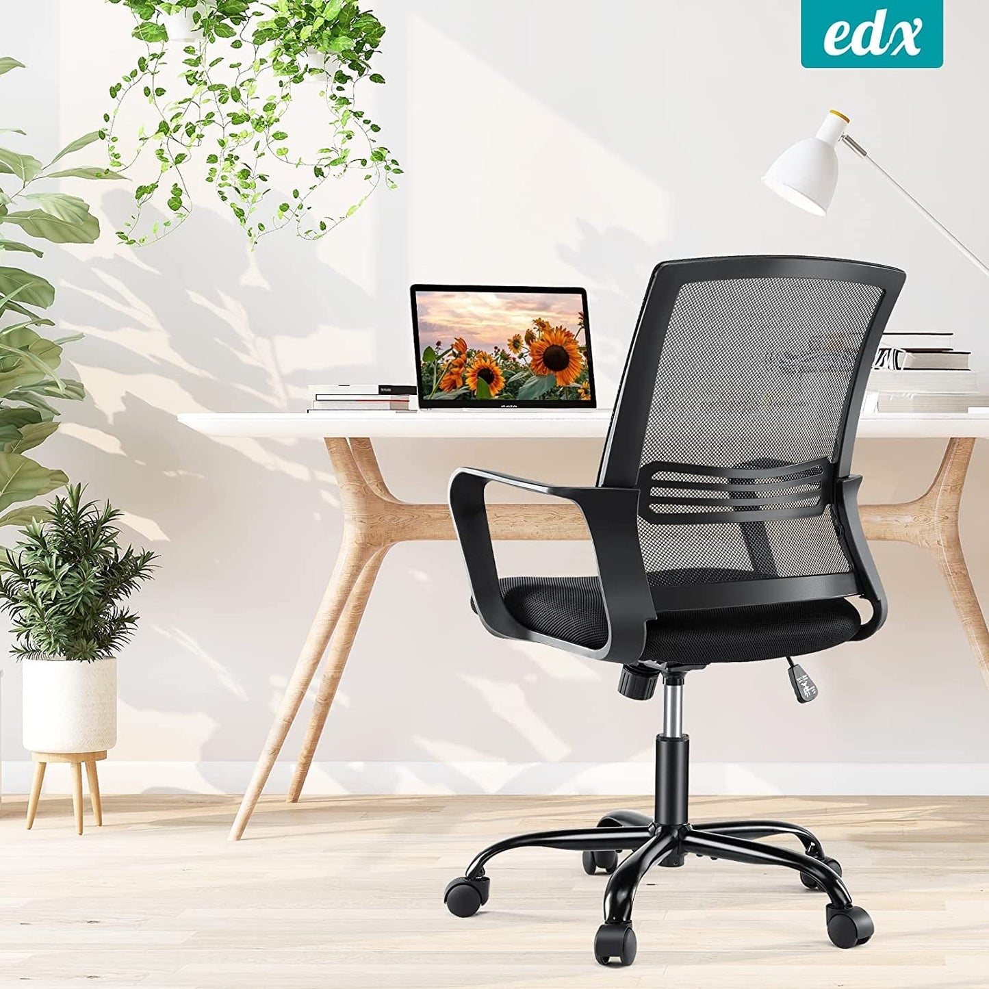 Ergonomic Mesh Office Chair With Armrests And Wheels