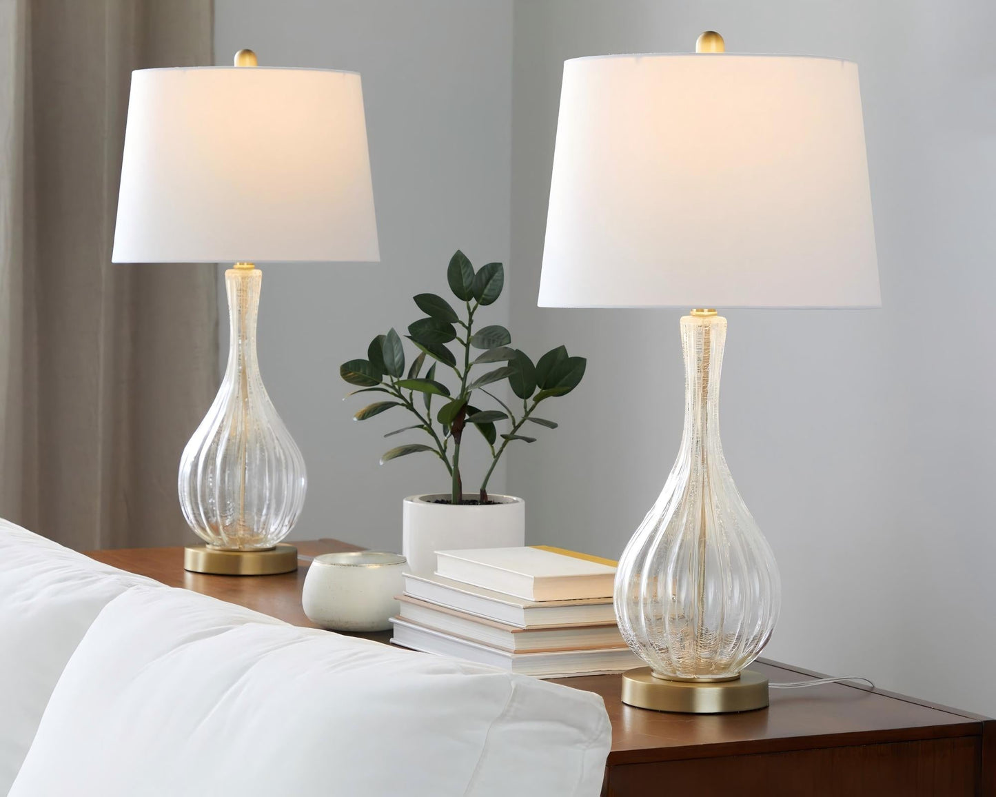Jenny 27" Contemporary Glass Table Lamp in Clear Crackle Glass