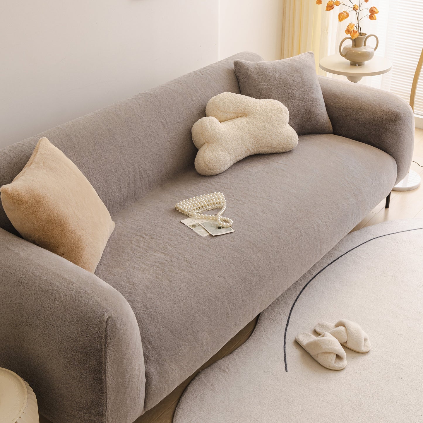 Soft Plush Warm Sofa Cover Stretchable Cozy Velvet Couch Protector for Fall & Winter