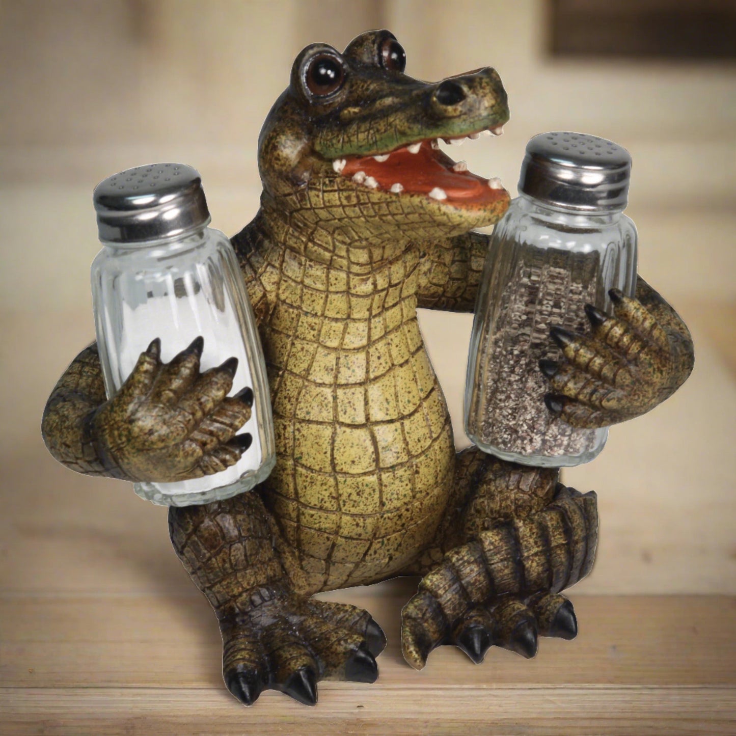 Salt and Pepper Shakers-Alligator