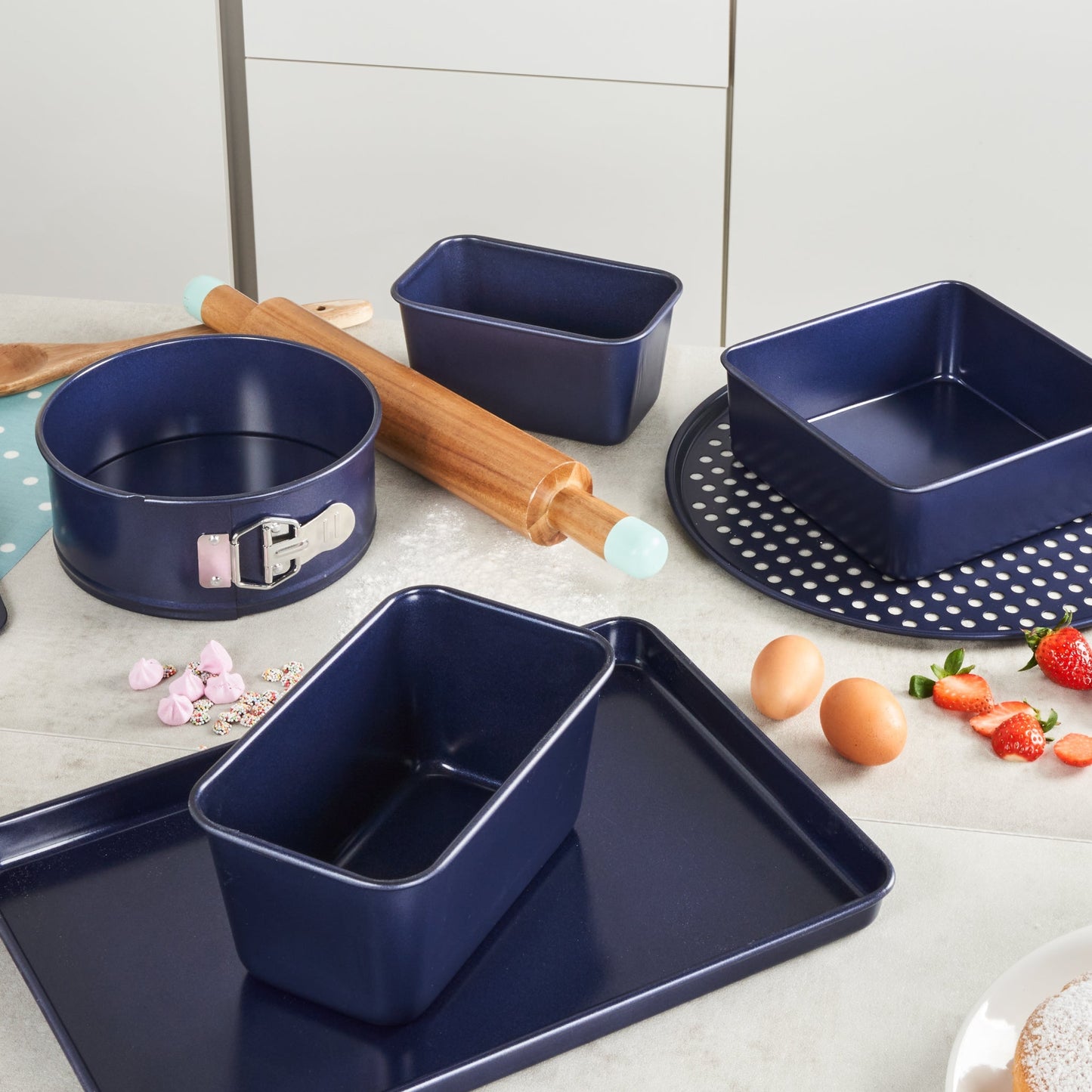 Zyliss Durable Non-Stick Removable Base Cake Pan