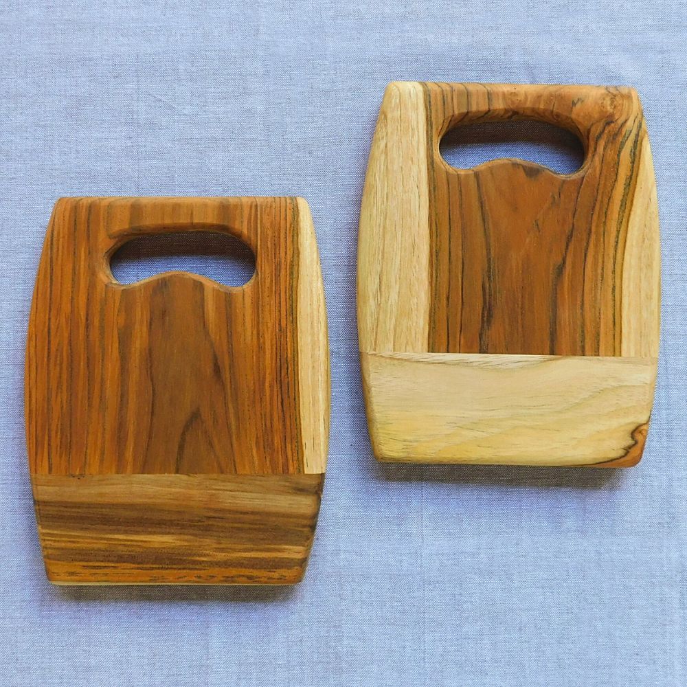 Teak Wood Barrel Cutting Board