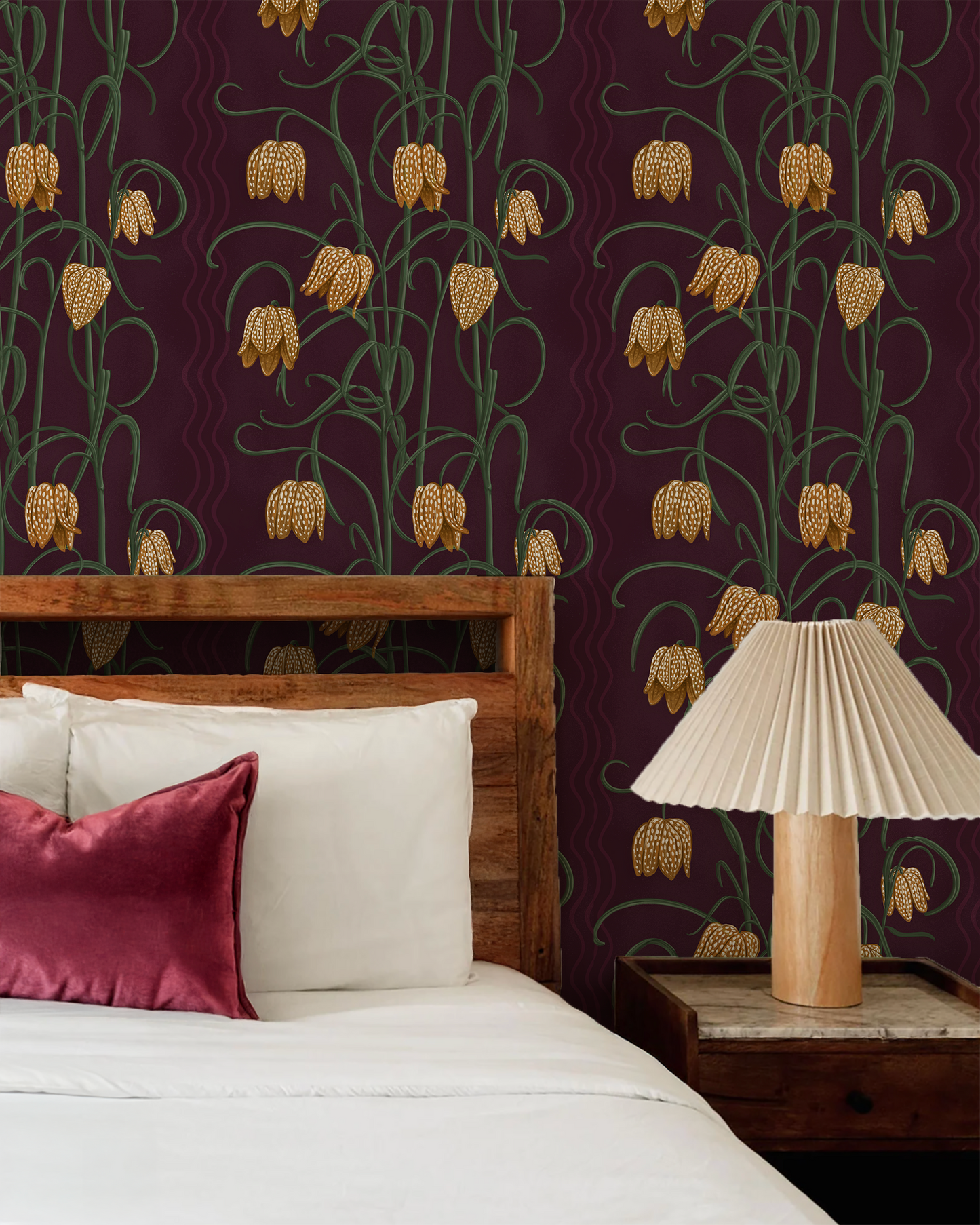 Campanas Wallpaper, eggplant and toffee