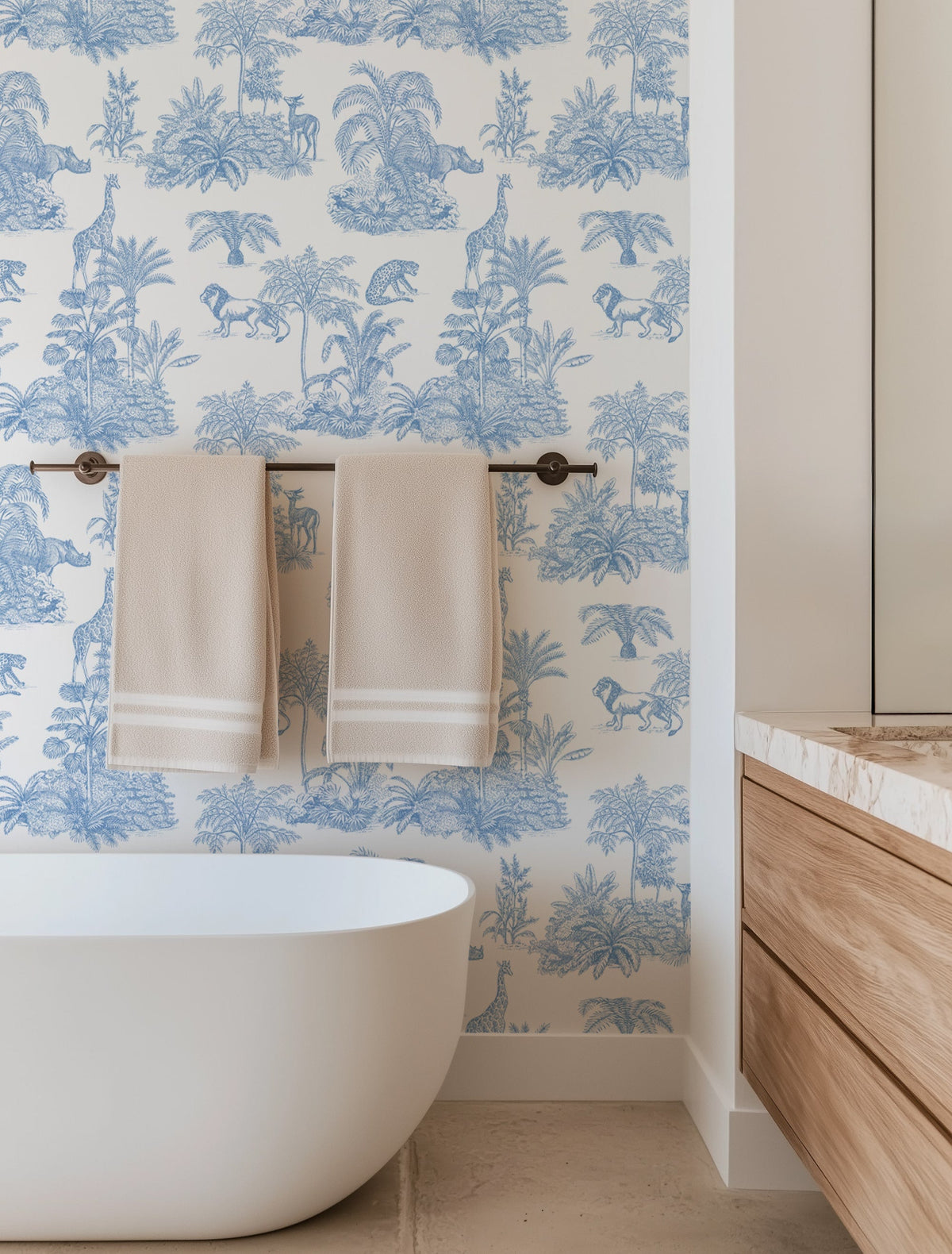 Blue Safari Toile Wallpaper - Jungle Animals in Classic Style