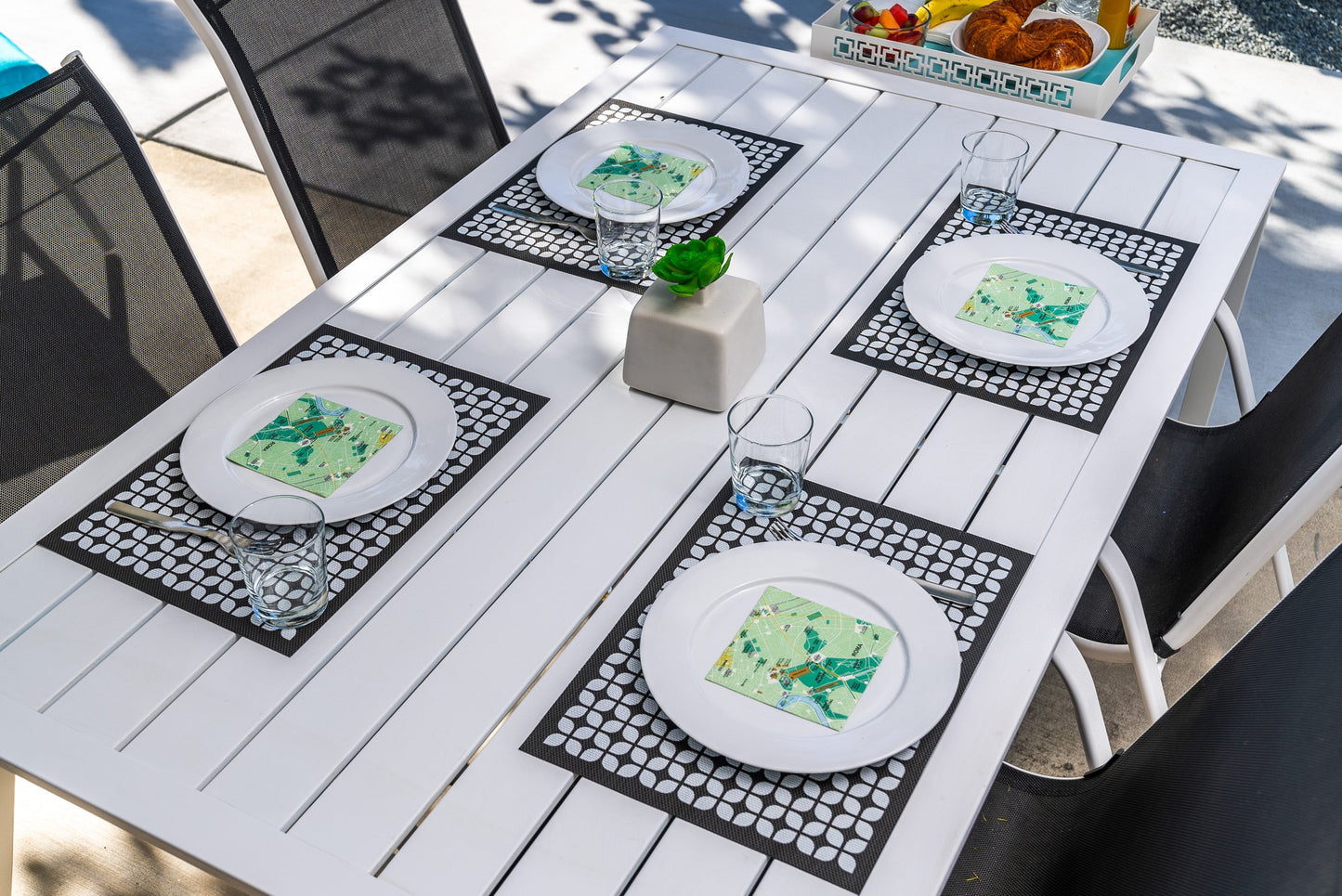 Breeze Block double-sided Woven Placemat-Black-set of 4