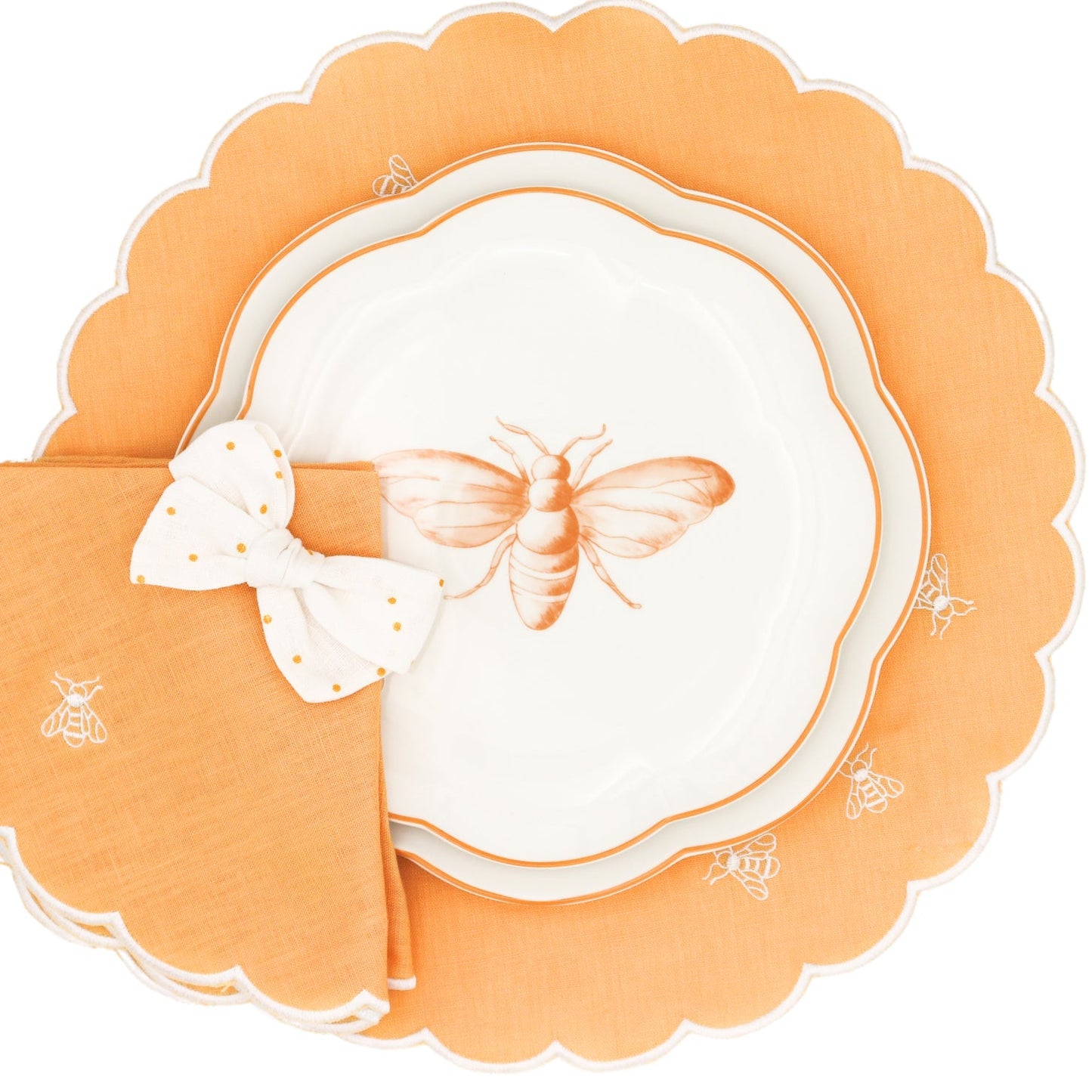 Bumble Voyage Scalloped Dinner Plate - Set of 4 (+1 Bonus Plate)