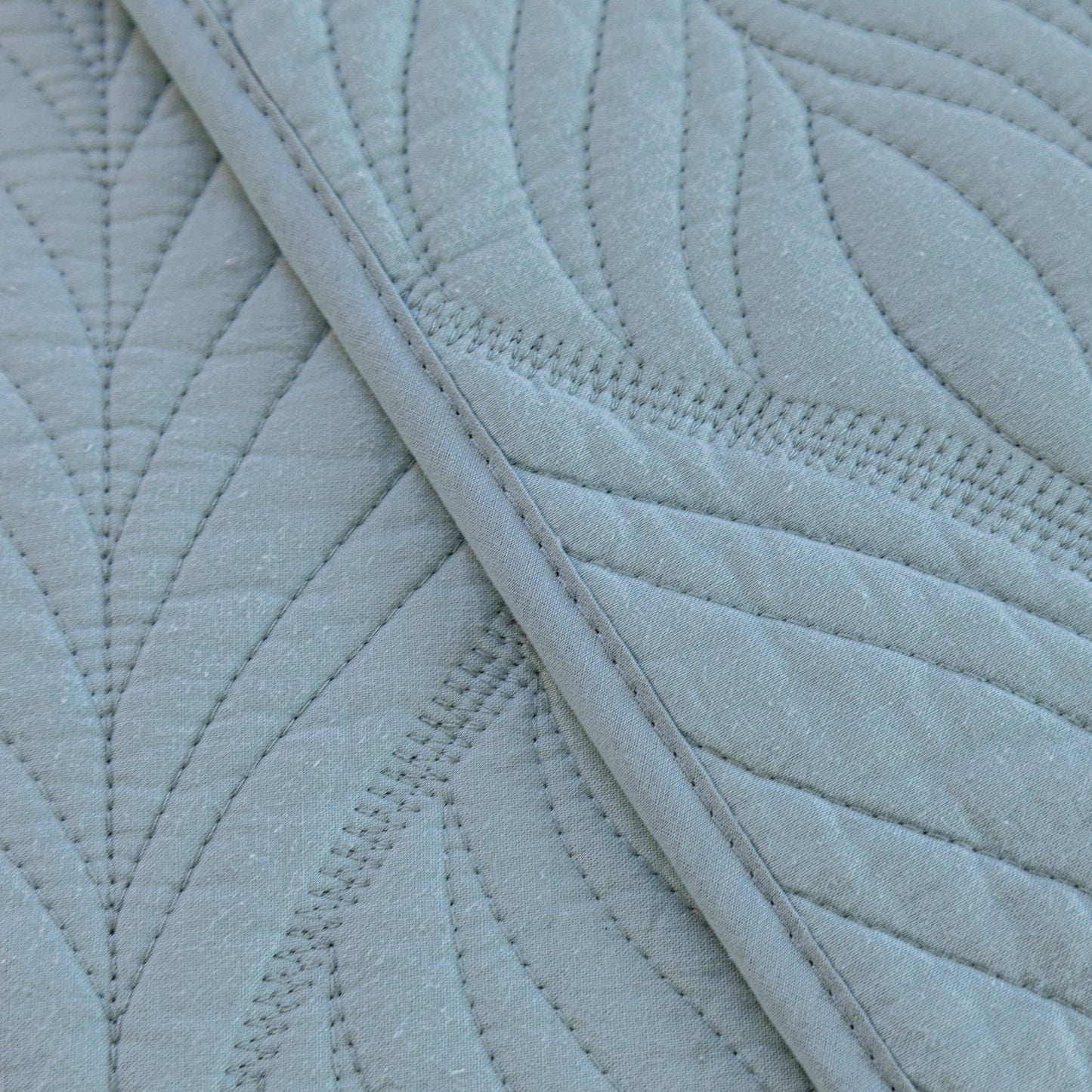 Leaf Vein Textured Cotton Quilted Sofa Slipcover, Non-Slip Modular Couch Covers