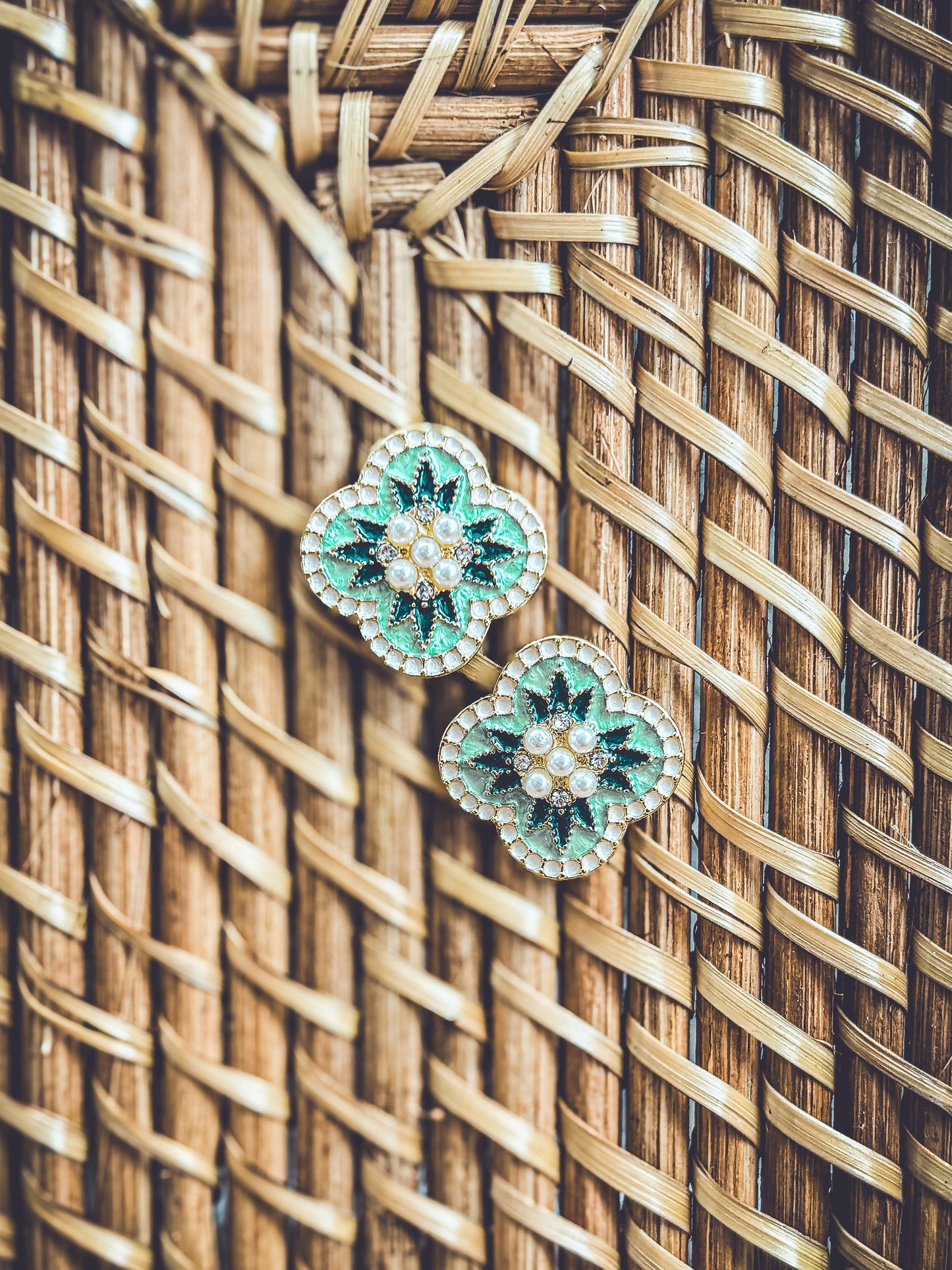 Beautiful Vintage Green and Pearl Stud Earrings