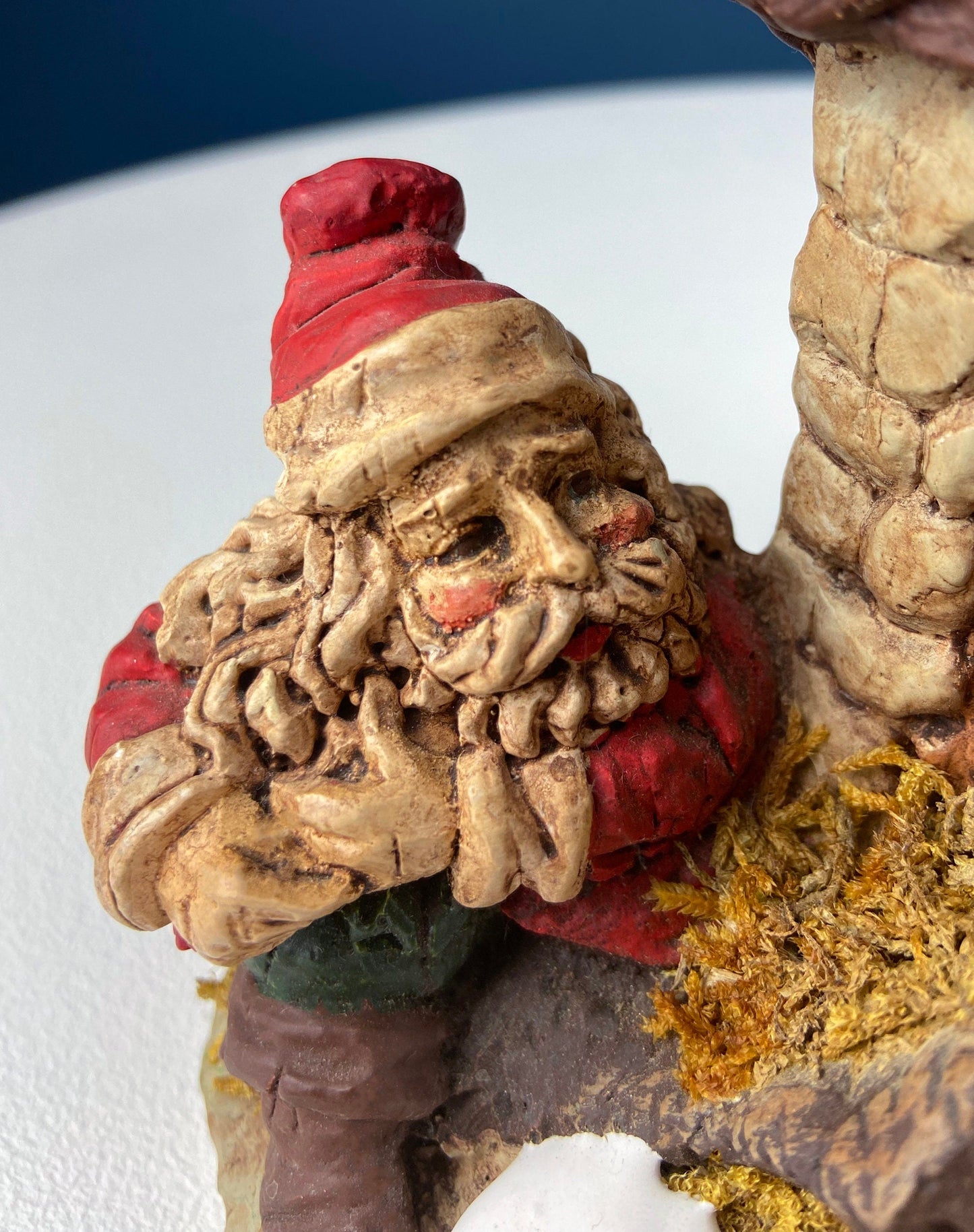 Christmas Village Dwarf's House with Light Kit