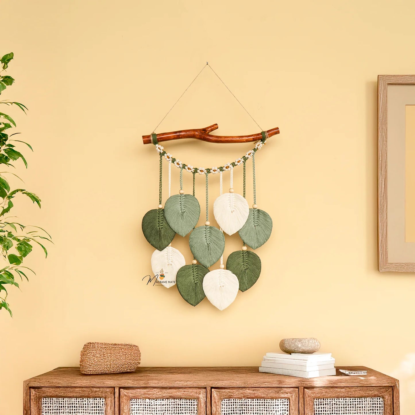 Coda Green Macrame Leaves with Flower Tassel
